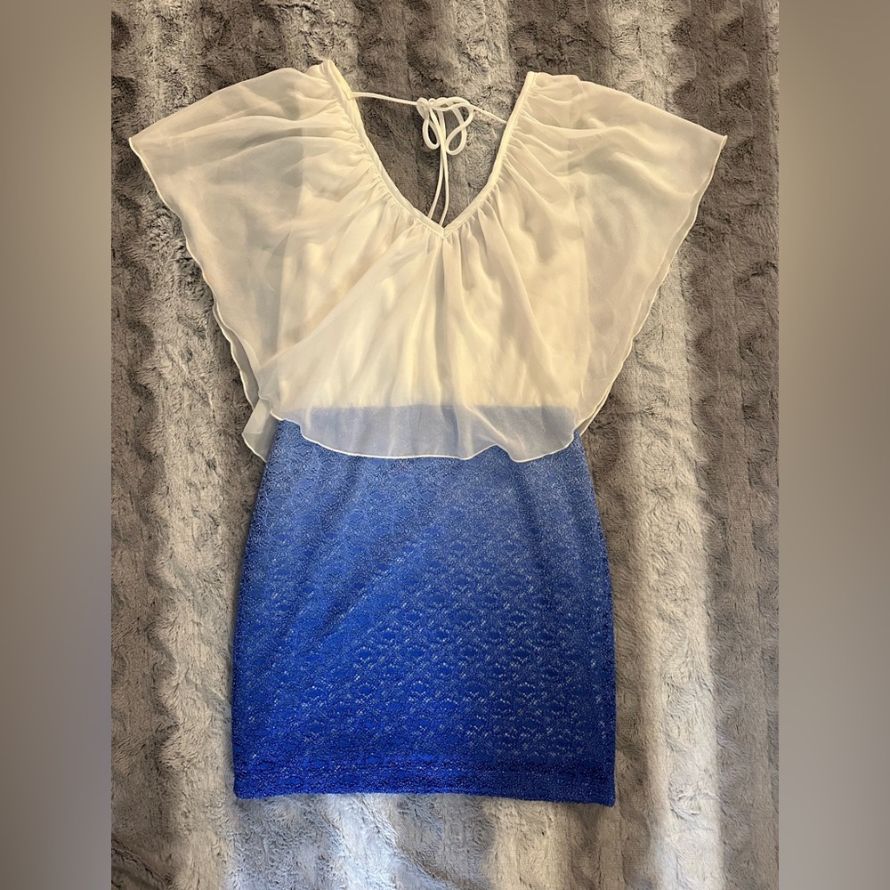 Sexy Women’s Medium Just Me White and Blue Funky Short Dress